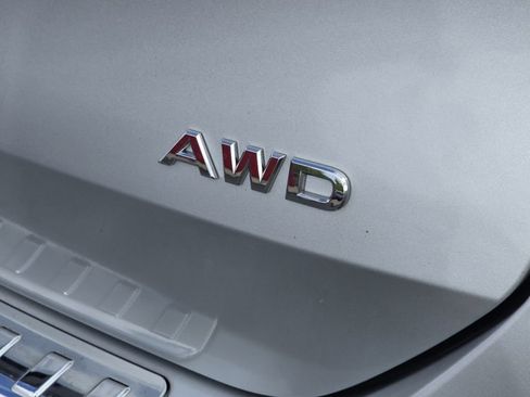 Used 2016 Nissan Rogue S AWD/4WD image 15