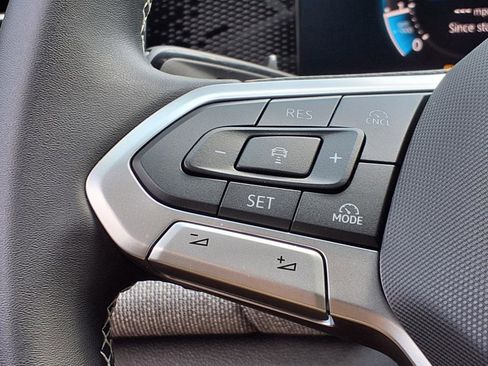 New 2025 Volkswagen Tiguan S w/ 18" Wheel Package image 20