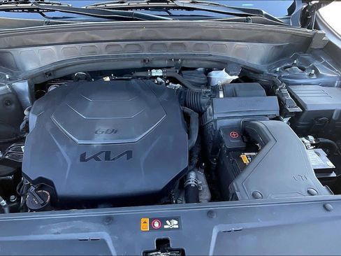 Used 2023 Kia Telluride S w/ S Sunroof Package image 9