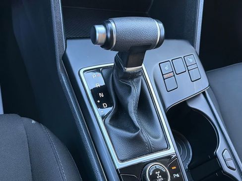 Used 2024 Kia Sportage LX image 12