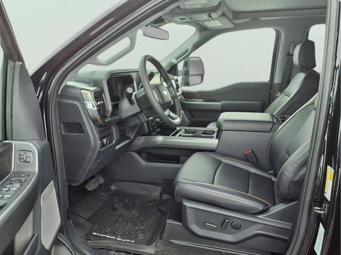 New 2026 Ford F350 Lariat w/ Black Appearance Package image 18