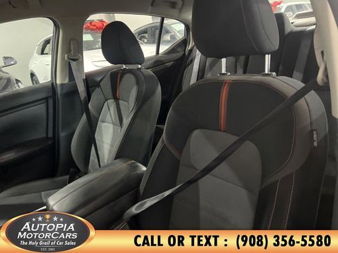 Used 2020 Nissan Sentra SR FWD image 10