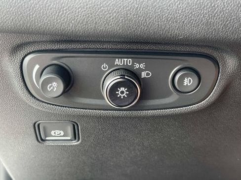 Used 2023 GMC Terrain AT4 AWD/4WD image 39