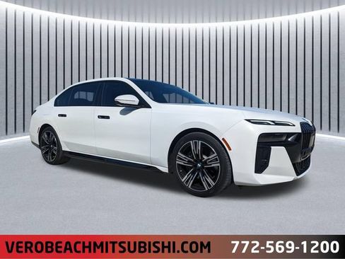 Used 2024 BMW 740i RWD image 1