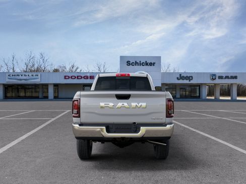 New 2026 RAM 2500 Tradesman AWD/4WD image 38