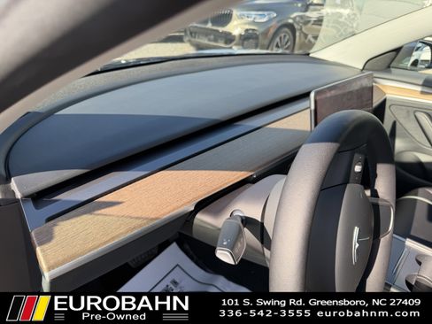 Used 2023 Tesla Model 3 Standard Range RWD image 8