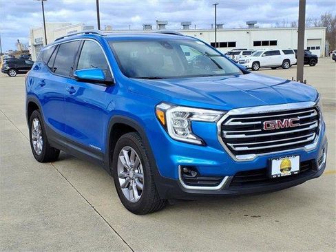 Used 2024 GMC Terrain SLT image 6
