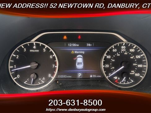 Used 2017 Nissan Maxima 3.5 SV w/ Interior Lighting Package FWD image 19