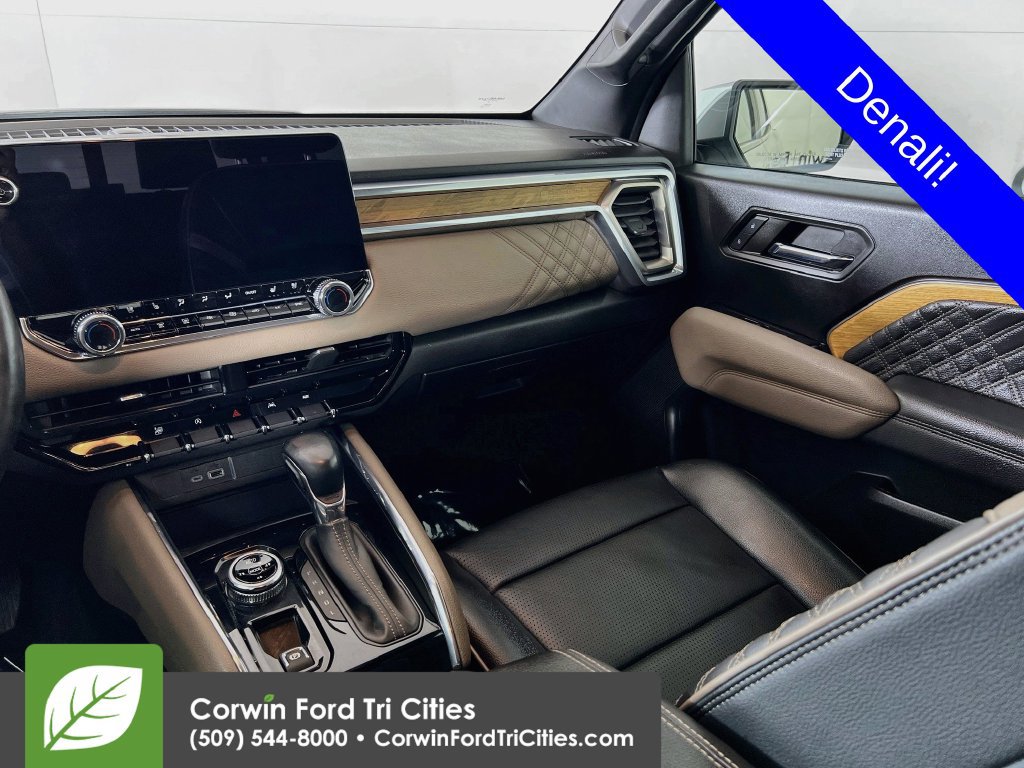 Used 2024 GMC Canyon Denali AWD/4WD image 27