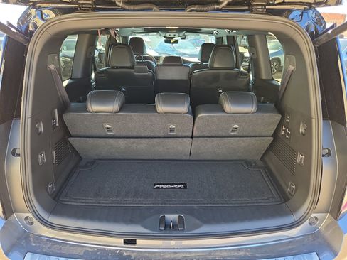 Used 2025 Nissan Armada PRO-4X w/ Pro-4X Premium Package image 12