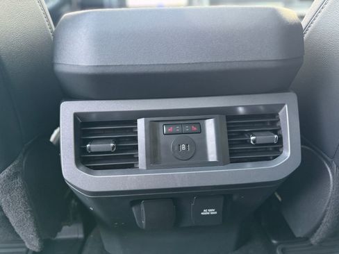 Used 2024 Ford F250 Lariat w/ Lariat Ultimate Package image 41