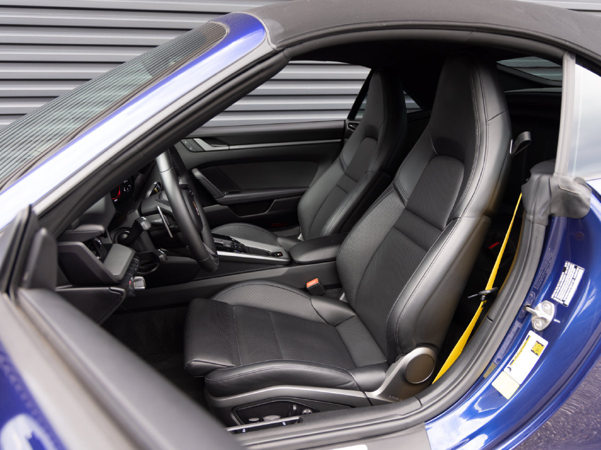 Used 2023 Porsche 911 Carrera S w/ Sport Package RWD image 5