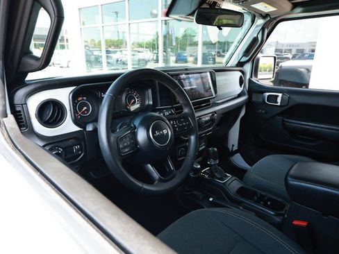 Certified 2024 Jeep Wrangler Unlimited Sport AWD/4WD image 23