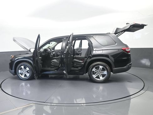 Used 2025 Honda Pilot EX-L image 76
