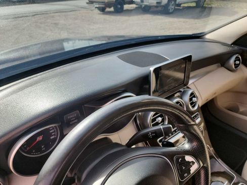 Used 2016 Mercedes-Benz C 300 4MATIC Sedan image 16