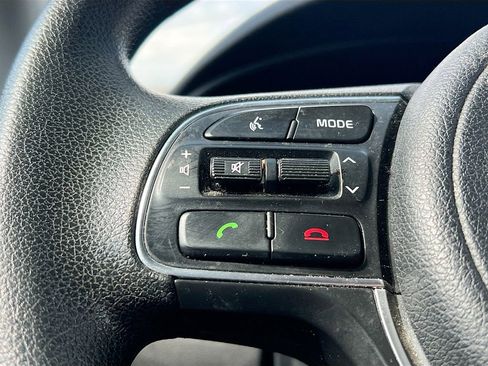 Used 2018 Kia Sportage LX image 12