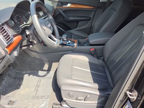 Used 2023 Audi Q5 2.0T Premium w/ Convenience Package AWD/4WD image 10