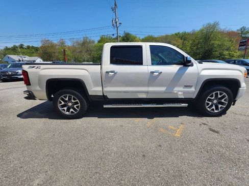 Used 2014 GMC Sierra 1500 SLT w/ All-Terrain Package AWD/4WD image 4