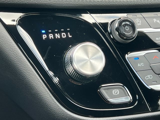 New 2027 Chrysler Pacifica Select FWD image 27