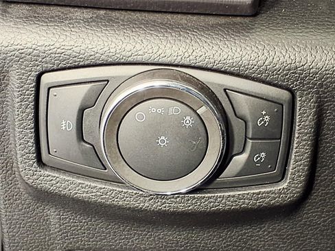 Used 2021 Ford Expedition Max Platinum image 17