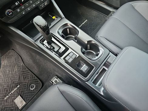 New 2026 Subaru Outback Limited AWD/4WD image 31