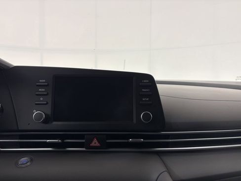 New 2026 Hyundai Elantra Sport FWD image 25