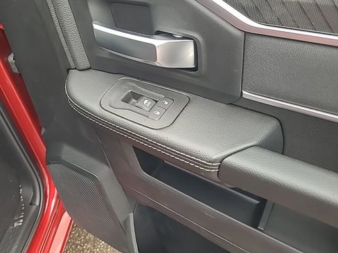 New 2026 RAM 2500 Big Horn AWD/4WD image 22