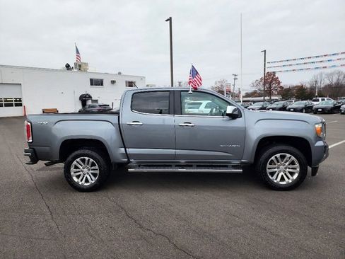Used 2018 GMC Canyon SLT w/ Trailering Package image 8
