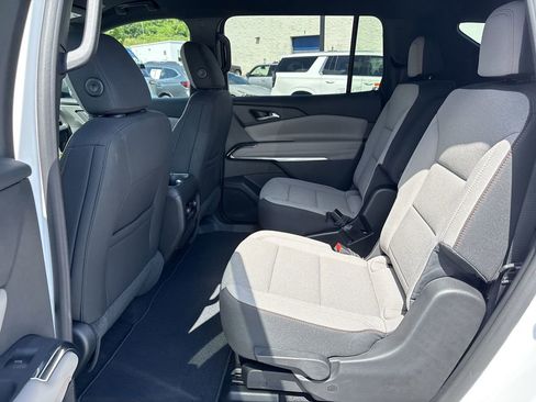New 2026 Chevrolet Traverse LT image 25
