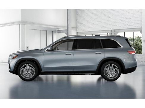 New 2026 Mercedes-Benz GLS 450 4MATIC image 34