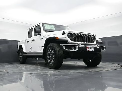 New 2026 Jeep Gladiator Sport AWD/4WD image 43