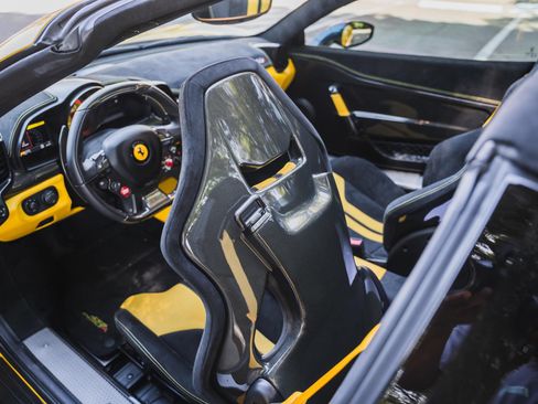 Used 2015 Ferrari 458 Speciale A RWD image 57