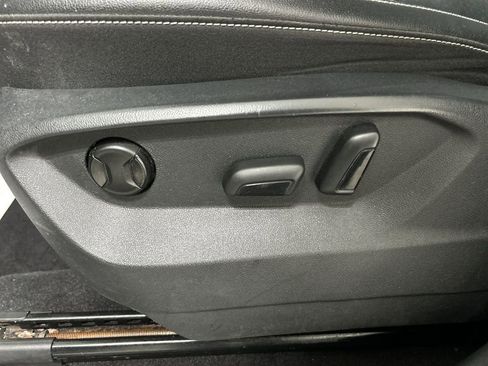 Used 2021 Volkswagen Atlas SE image 10