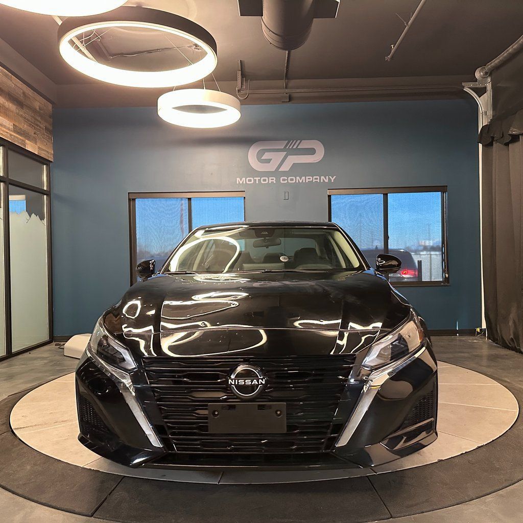 Used 2023 Nissan Altima 2.5 SL AWD/4WD image 8