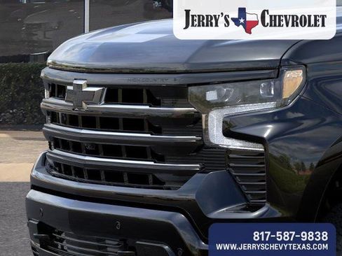 New 2026 Chevrolet Silverado 1500 High Country w/ Midnight Edition AWD/4WD image 14