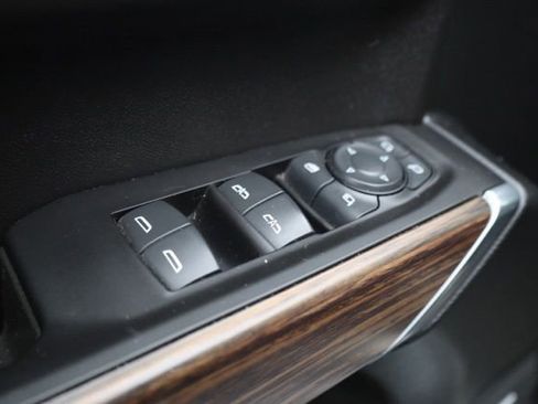 Used 2020 Chevrolet Silverado 1500 High Country image 15