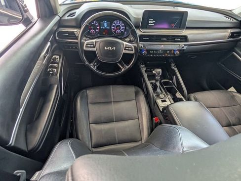 Used 2022 Kia Telluride EX w/ EX Premium Package FWD image 8