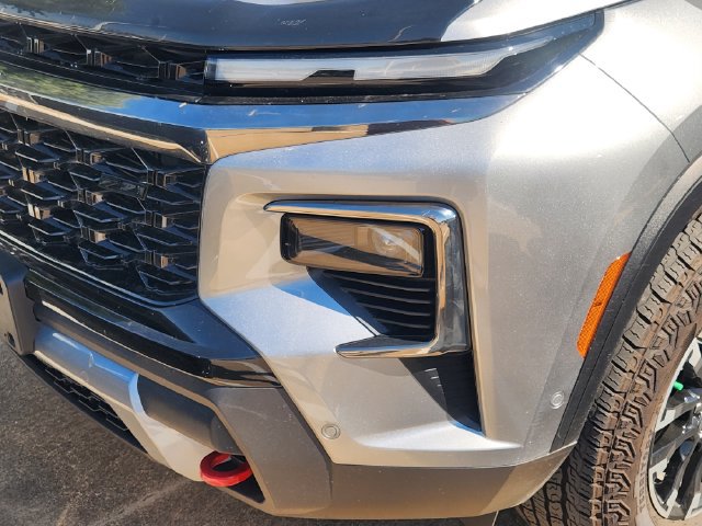 Used 2025 Chevrolet Traverse Z71 w/ Enhanced Driving Package AWD/4WD image 8