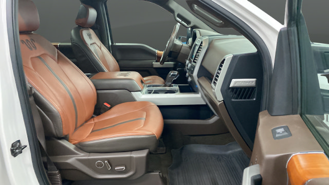 Used 2018 Ford F150 King Ranch w/ Equipment Group 601A Luxury AWD/4WD image 24