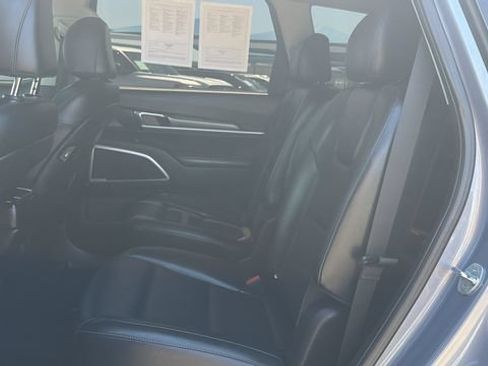 Used 2022 Kia Telluride S AWD/4WD image 16