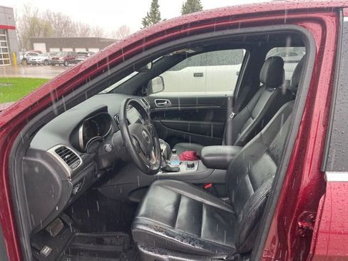 Used 2022 Jeep Grand Cherokee Limited image 8