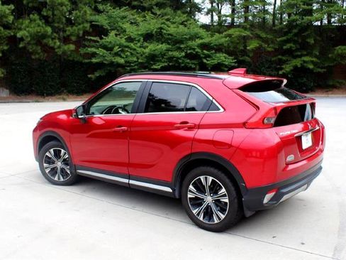 Used 2020 Mitsubishi Eclipse Cross image 3