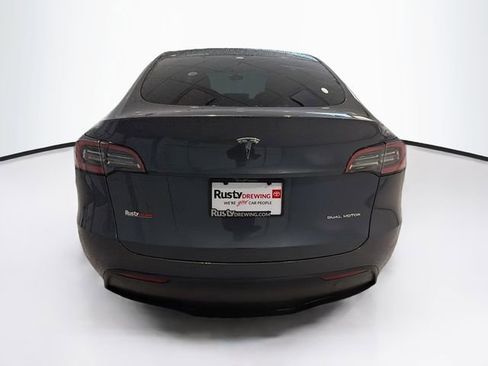 Used 2023 Tesla Model Y Long Range image 6