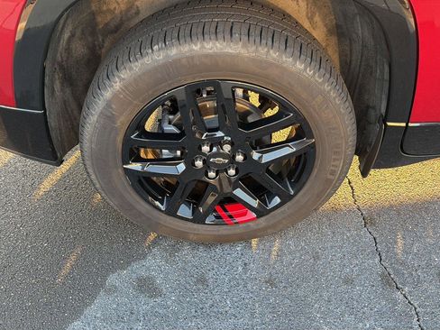Used 2022 Chevrolet Traverse Premier w/ Redline Edition FWD image 42