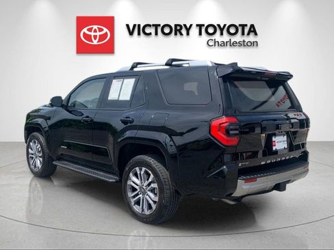 Used 2025 Toyota 4Runner Limited AWD/4WD image 3