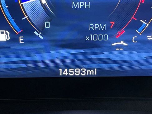 Used 2026 Chevrolet Traverse LT image 31