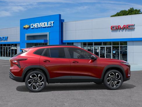 New 2026 Chevrolet Trax RS w/ Sunroof Package image 29