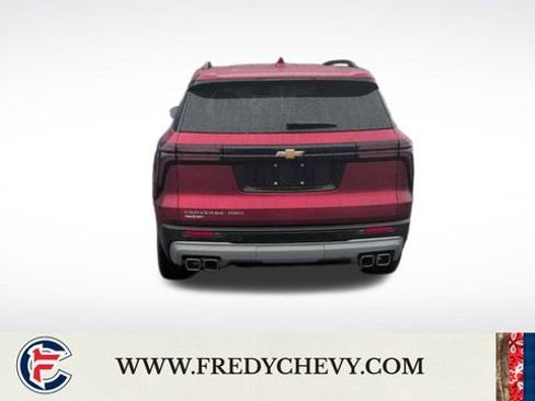 Used 2025 Chevrolet Traverse LT w/ Driver Confidence Package image 7