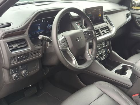 Used 2023 Chevrolet Tahoe Z71 image 10