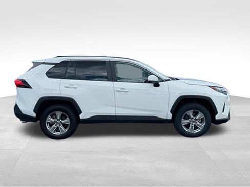 Used 2023 Toyota RAV4 XLE FWD image 8